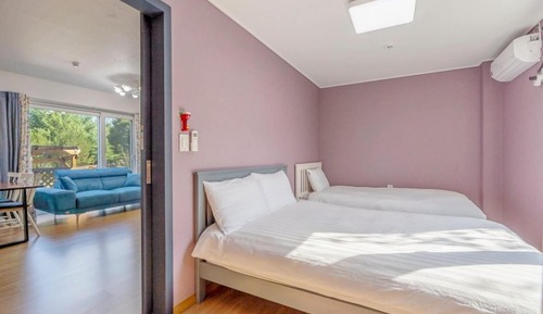 Room (E building (Sinchuk-dong))