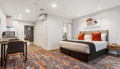 Apartment, Accessible, Kitchenette (Non-Motorway Facing)