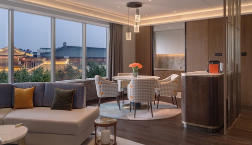 Chic Suite
