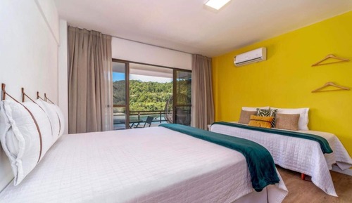 Luxury Quadruple Room, River View