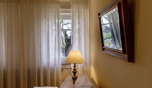 Double Room (Gelbes Zimmer)