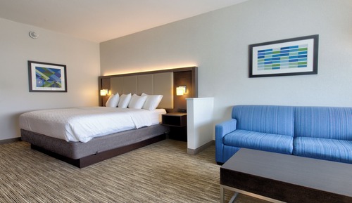 Suite, 1 King Bed, Accessible (Mobility, Accessible Tub)