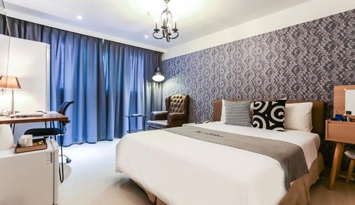 Room (Deluxe Double)