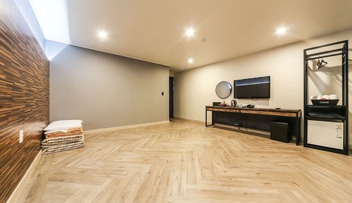 Room (Ondol Special (air purifier Netflix a)