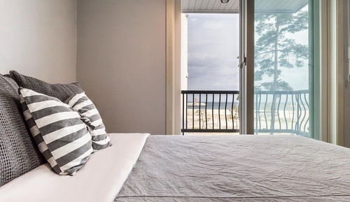 Room (Ocean Pension Room)