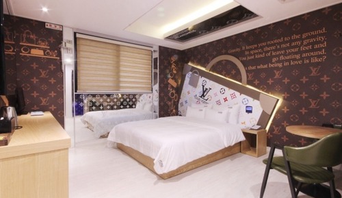 Room (Standard Room B (top quality mattress)