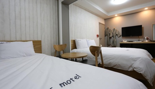 Room (Twin (Early check-in))