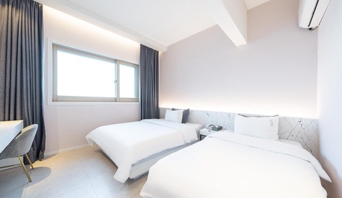 Room (Ocean View Twin Room (double bed sing)