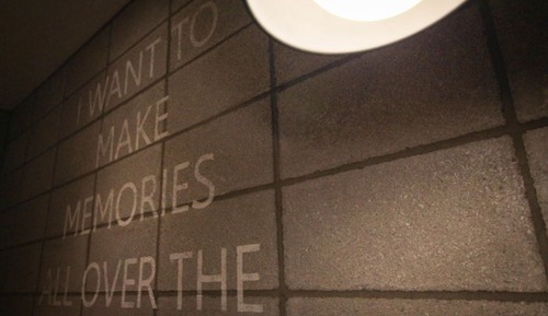 Room (Deluxe A (Netflix available))