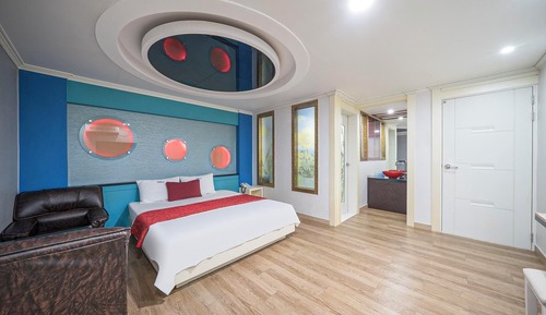 Room (Standard Room (No Bicycles Available))