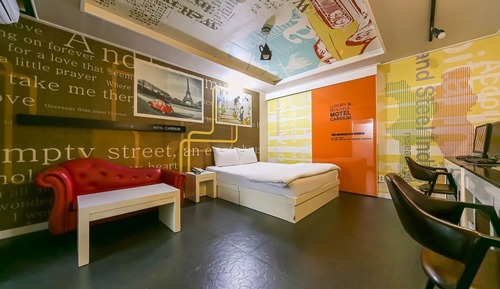 Room (Deluxe - No consecutive nights allowe)