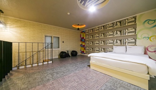 Room (Duplex Two-Bedroom Room - No multiple)