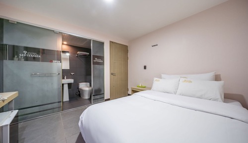 Room (Standard Room A)