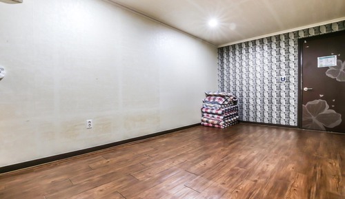 Room (Ondol room (5 person))