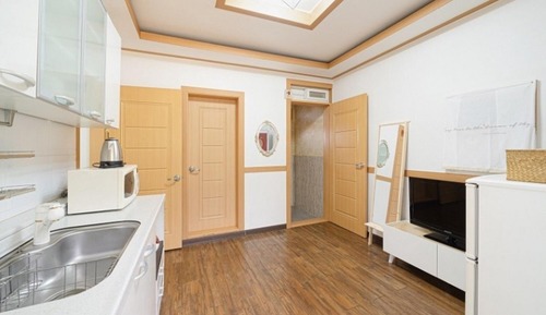 Room (Building A Misbah)