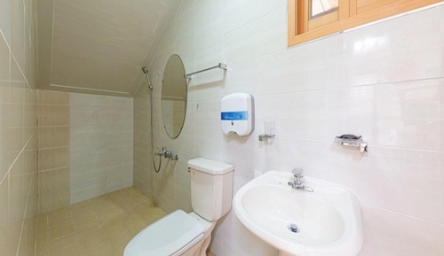 Room (Building A Bethel (Ocean View))