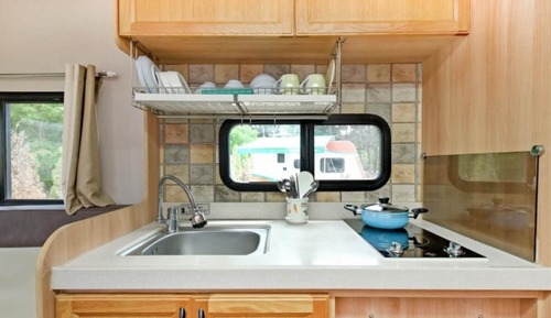 Room (Classic-5 (3 persons))