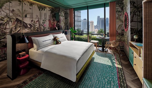 Room, 1 King Bed (Medium Plus Garden)