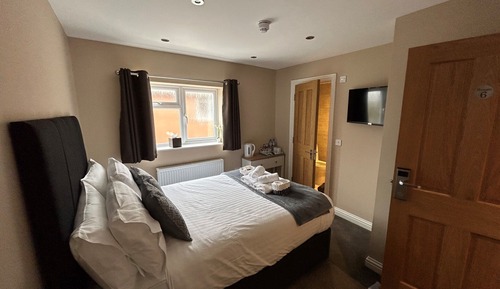 Economy Double Room, Ensuite