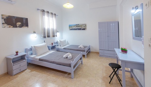 Basic Twin Room