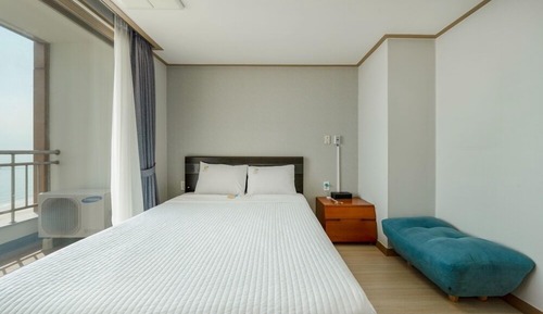 Special Queen Two room Oceanview