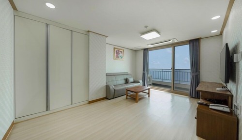 Special Queen Tworoom and Ondol Oceanview