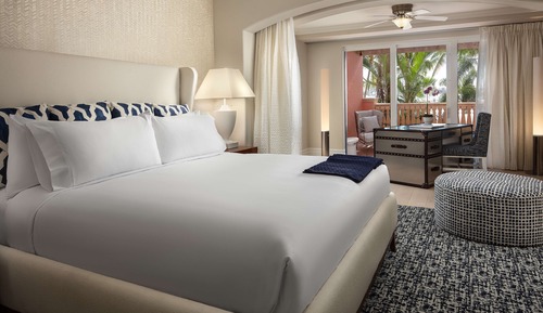 Lake View Junior Suite King + Balcony