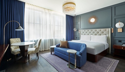 Deluxe Room, 1 King Bed, Non Smoking, City View