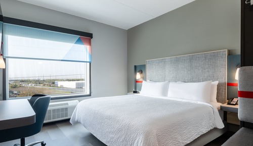 Standard Room, 1 King Bed