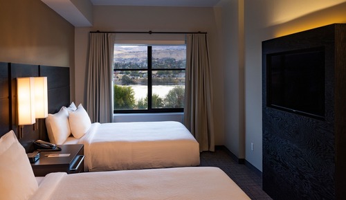 Suite, 1 Bedroom (Mobility Accessible, Roll-In Shower)