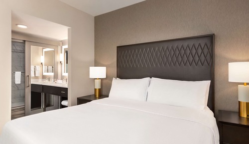 Studio Suite, 1 King Bed, Non Smoking