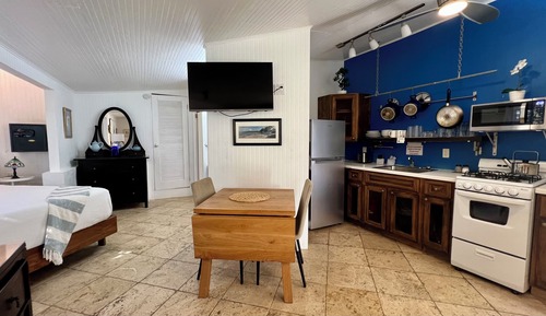 Deluxe Cottage, Kitchen, Garden View (Calypso)
