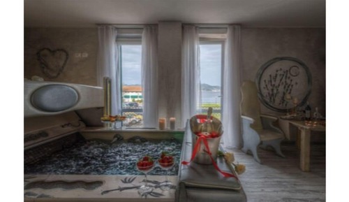 Luxury Suite, 1 Double Bed, Sauna