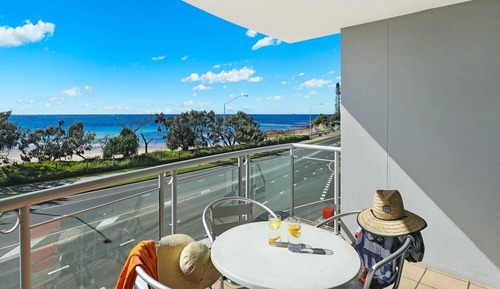 Superior Two Bedroom Ocean View Apartment