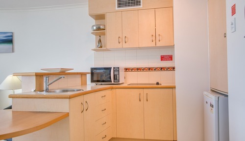 Superior One Bedroom Roof Top Apartment