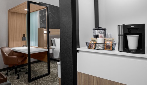 Suite, 1 King Bed (Mobility Accessible, Tub)