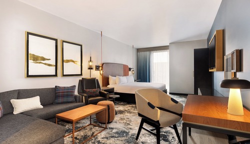 Premium Room, 1 King Bed