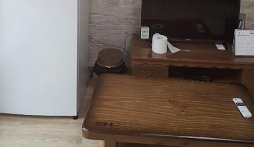 Room (3F Room 1 (Unshared House))