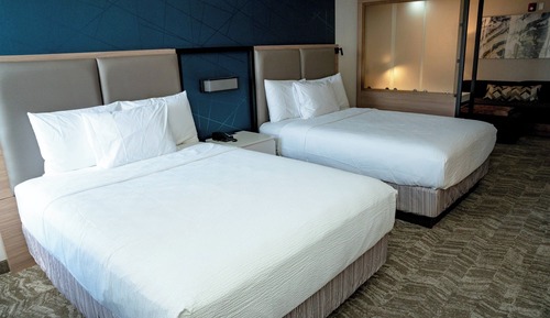 Suite, 2 Queen Beds, Non Smoking