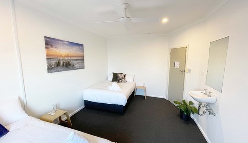 Twin Double Room (Shared Bathroom)