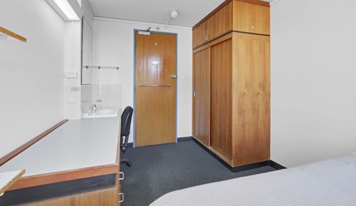 Single Room with Shared Bathroom