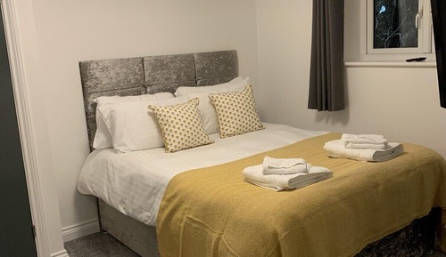 Apartment (2 Bedrooms)