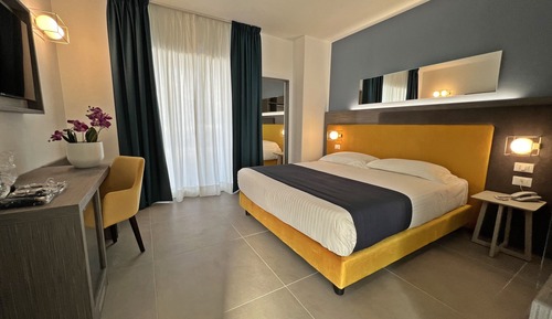 Basic Double Room, Garden View