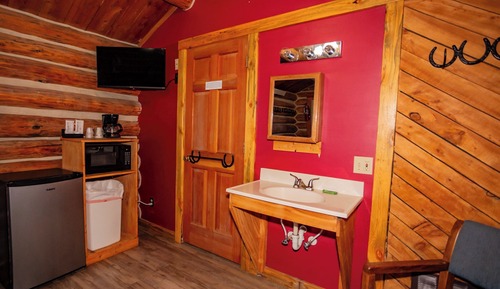 Romantic Cabin, 1 King Bed, Patio, Mountain View