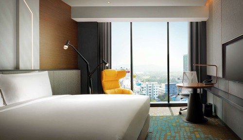 King Deluxe Room Park View