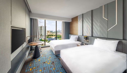 Twin Deluxe Room Park View