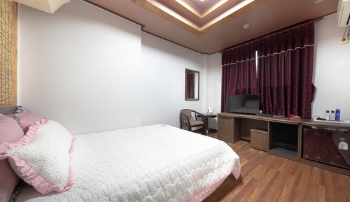 Room (Standard Room)