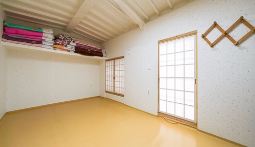 Room (Guk Room (Hwangto Ondol Room Pet Allo)