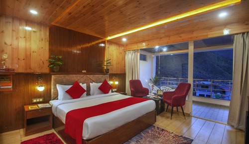 Temple View Room With Balcony