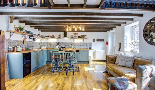 Luxury Cottage, Accessible, Ensuite (Luxury Cottage Sleeps 8 )
